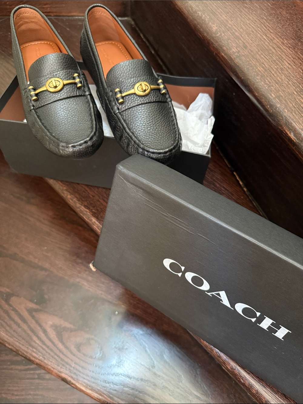 NWT Coach Women’s Black Pebbled Leather Driving Mocs /loafers with Gold Hardware
